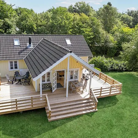 Semesterbostad Three-bedroom In