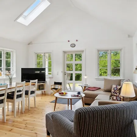 Casa de Férias Three-bedroom In Højby